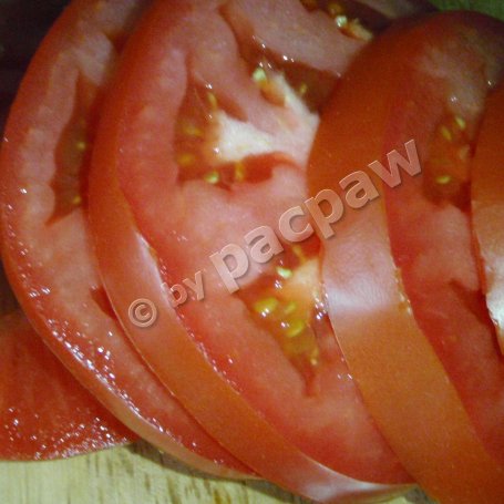 Krok 2 - Bruschetta szpinakowo-pomidorowa z olejem lnianym foto