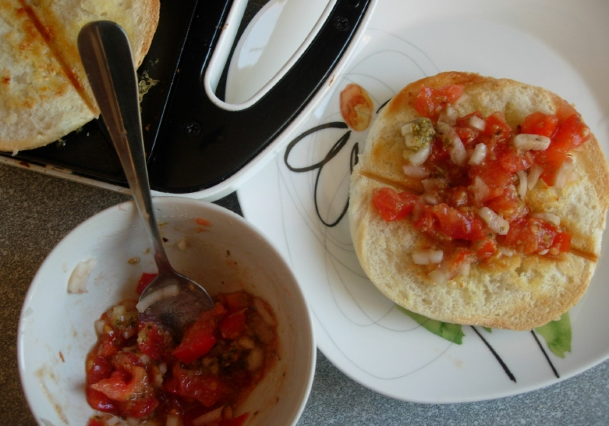 Bruschetta z pesto DoradcaSmaku.pl