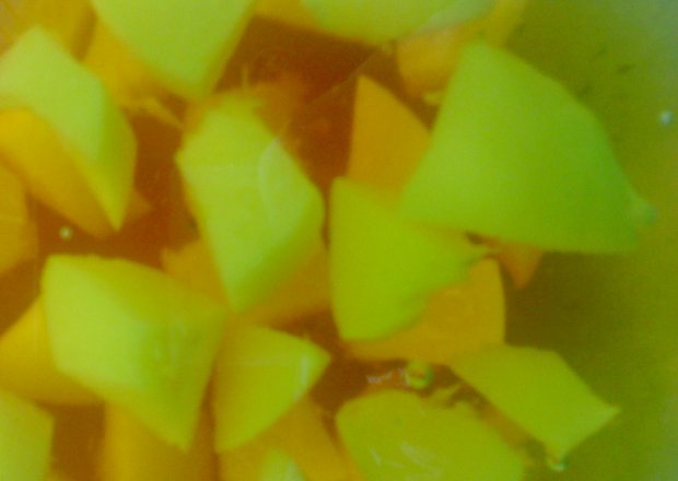 Fotografia przedstawiająca Brzoskwiniowa tęcza