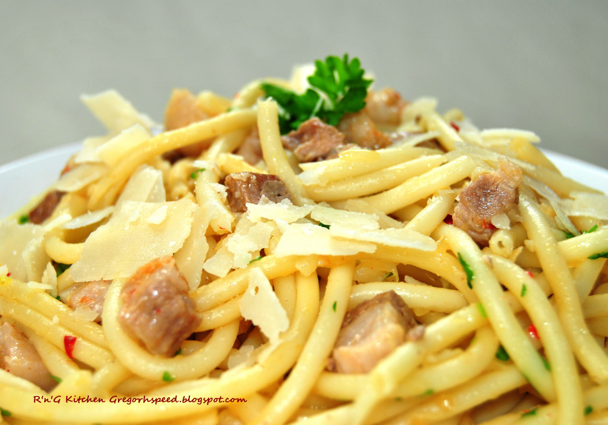 Bucatini all'Amatriciana bianca DoradcaSmaku.pl