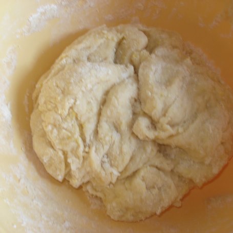 Krok 4 - Bułeczki drożdżowe z masłem orzechowym foto