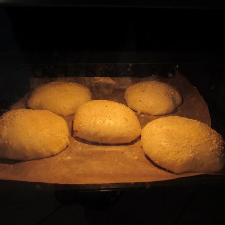 Krok 5 - Bułki do hamburgera foto