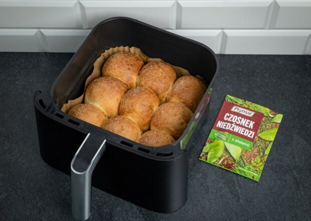 Fotografia przedstawiająca Bułki maślane z air fryera