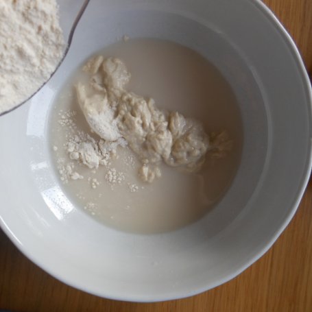 Krok 2 - Bułki "prawie" kajzerki foto