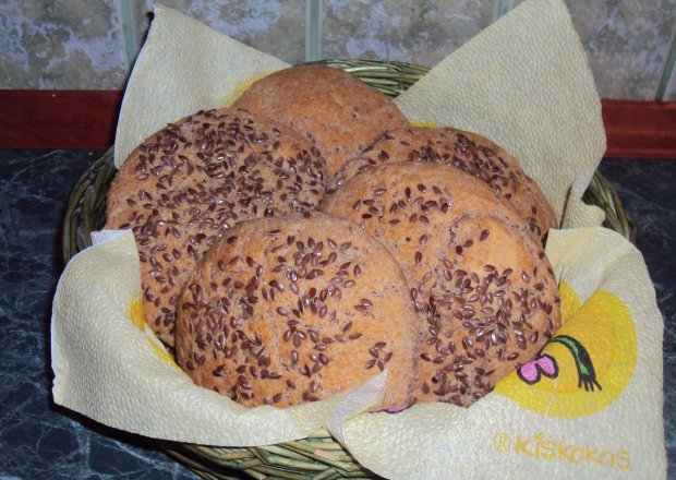 Fotografia przedstawiająca Bułki z mąką gryczaną