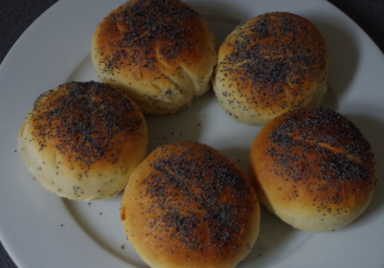 Bułki z makiem (z dodatkiem kefiru) foto