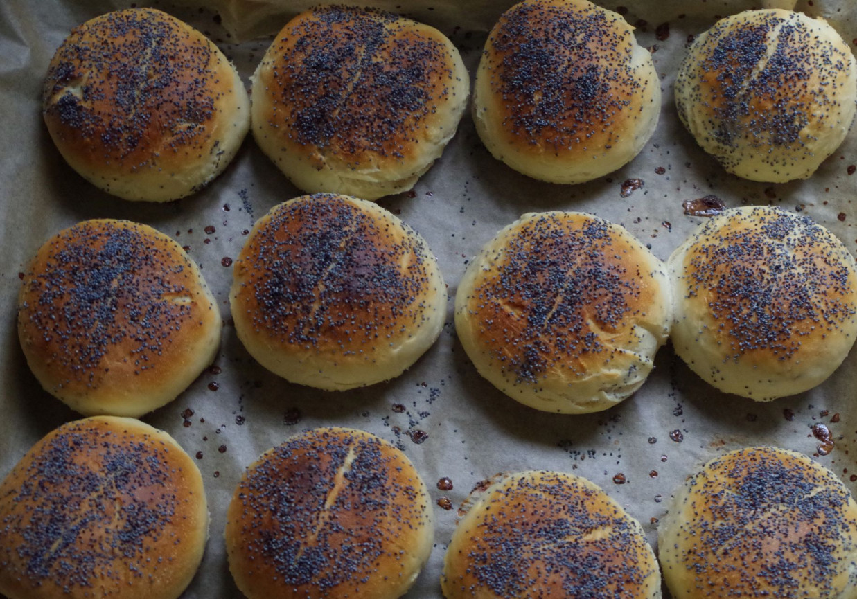 Bułki z makiem (z dodatkiem kefiru) foto