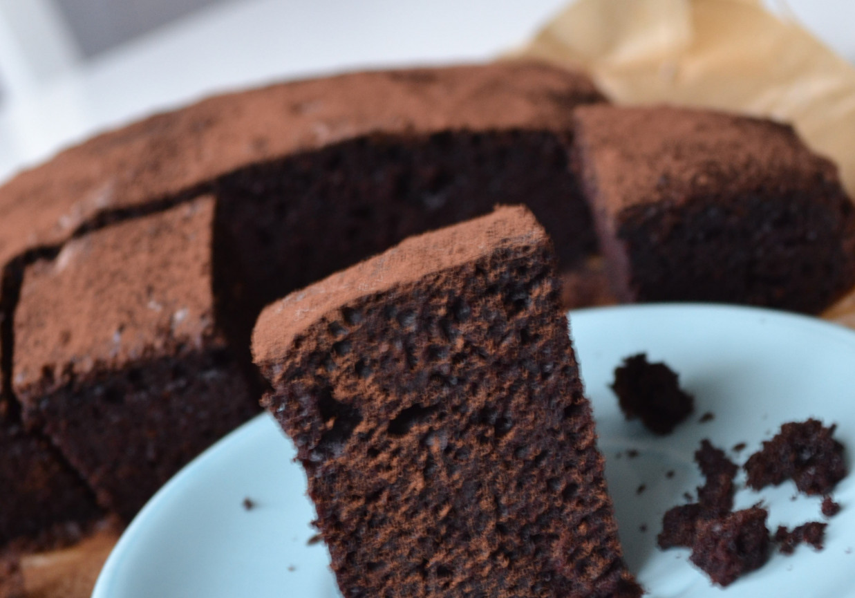 buraczano-czekoladowe ciasto foto