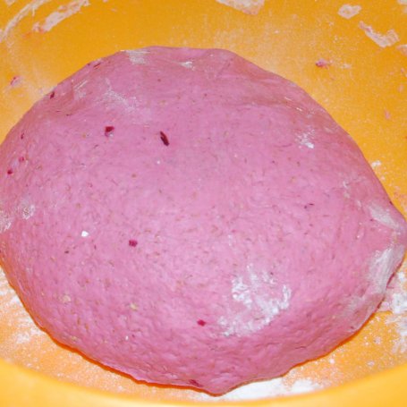 Krok 3 - Buraczkowe bułeczki foto