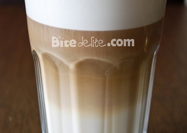 Fotografia przedstawiająca Cafe latte - przepis dla każdego
