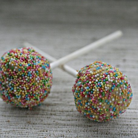 Krok 3 - Cake pops czyli ciastko na patyczku foto