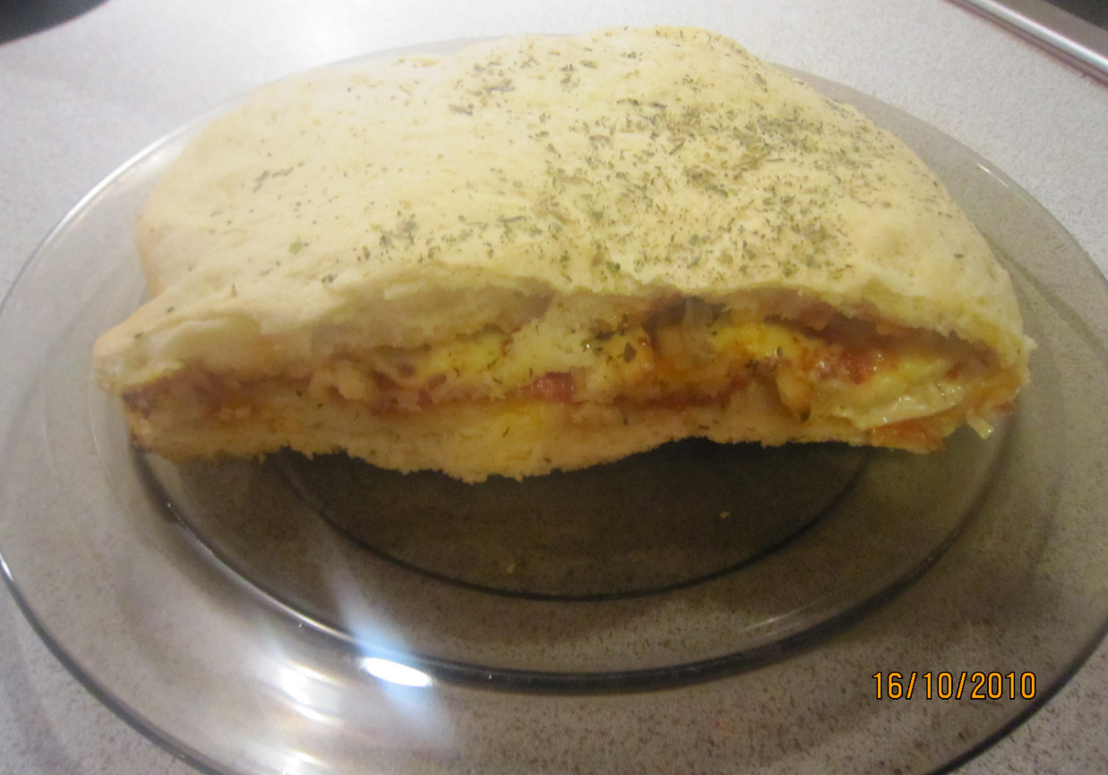 Calzone czyli domowa pizza zawijana DoradcaSmaku.pl
