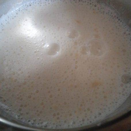 Krok 4 - Calzone z Mozzarellą, mięsem  mielonym i pieczarkami :) foto