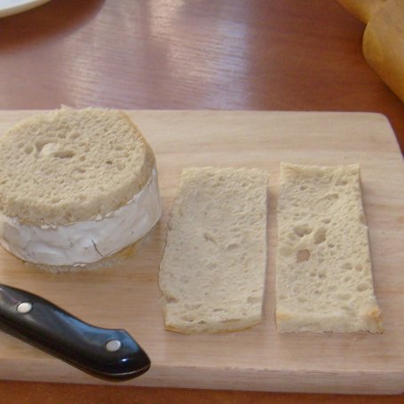 Krok 3 - CAMEMBERT NA CIEPŁO-otulony w chlebie foto
