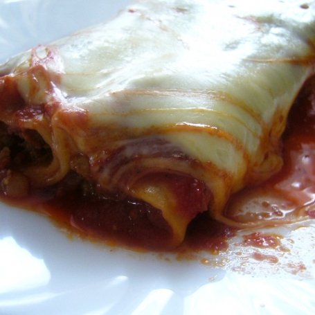 Krok 3 - Cannelloni z mięsem mielonym w pomidorowym sosie foto