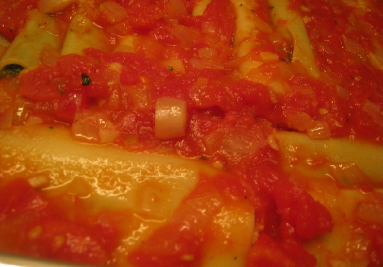 Cannelloni z pomidorami foto
