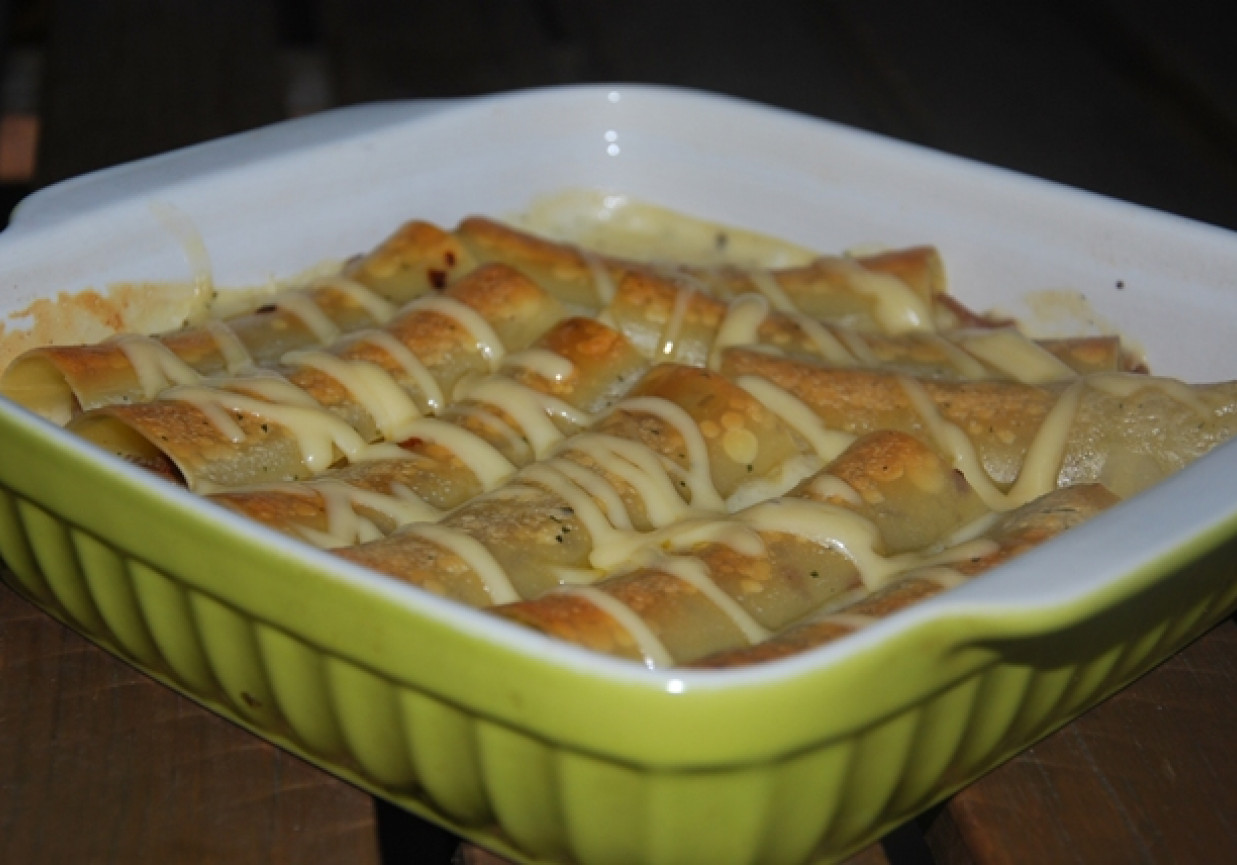 Cannelloni z sosem serowym foto