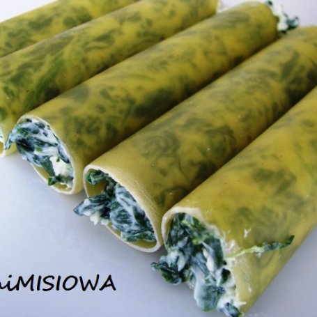 Krok 1 - Cannelloni ze szpinakiem w sosie beszamelowym foto
