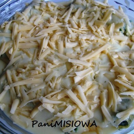 Krok 2 - Cannelloni ze szpinakiem w sosie beszamelowym foto