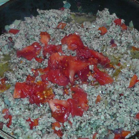 Krok 3 - Canneloni z mięsem mielonym i sosem pomidorowym foto
