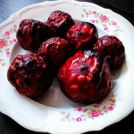 Krok 1 - Carpaccio z pieczonymi burakami i salsą prowansalską foto