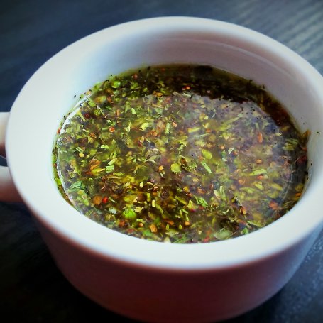 Krok 2 - Carpaccio z pieczonymi burakami i salsą prowansalską foto