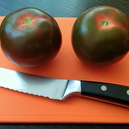 Krok 3 - Carpaccio z pieczonymi burakami i salsą prowansalską foto