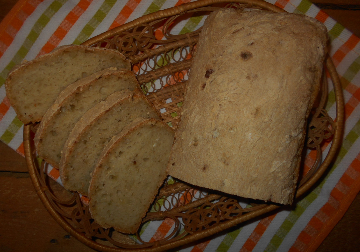 Cebulowy chleb z kaszą kukurydzianą foto