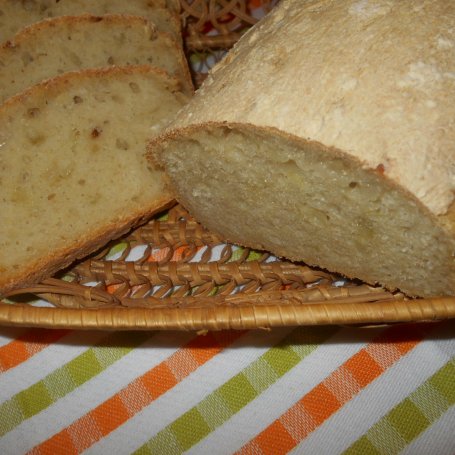Krok 7 - Cebulowy chleb z kaszą kukurydzianą foto