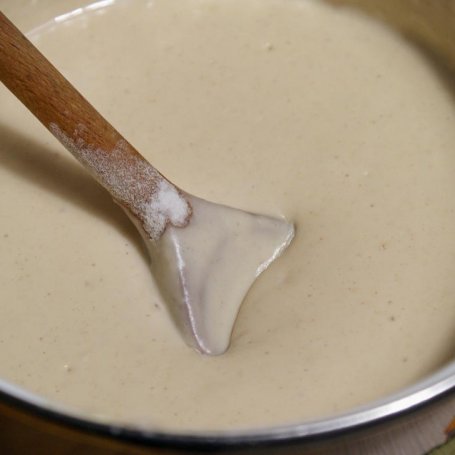 Krok 1 - Chałka o smaku pesto foto
