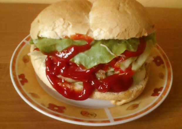 Fotografia przedstawiająca Chamburger z cukinią