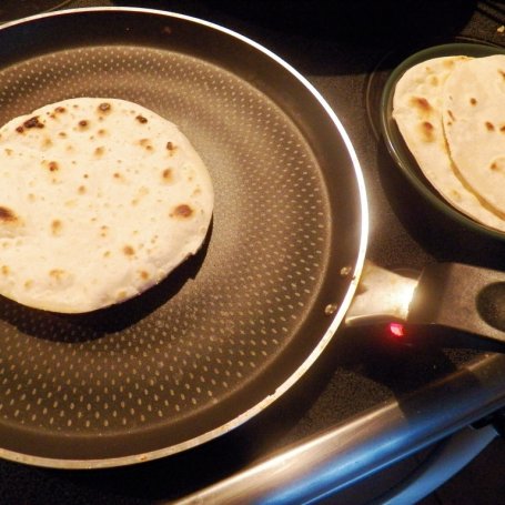 Krok 3 - Chapati- indyjski chlebek foto