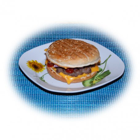 Krok 5 - Cheesburger domowy z grilla foto