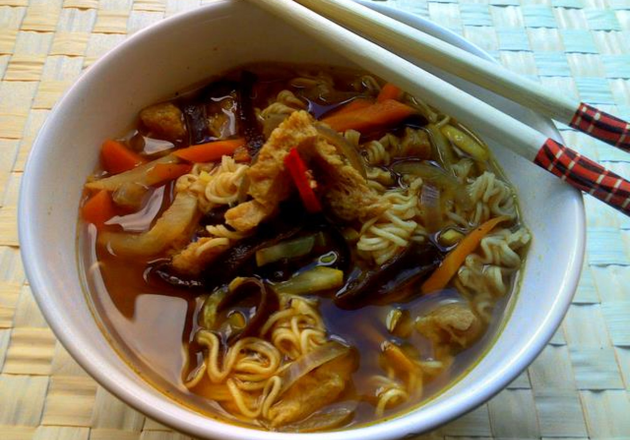 Chińska zupa z soją foto