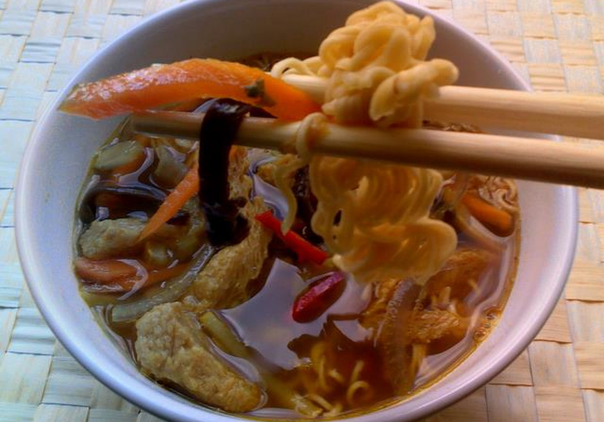 Chińska zupa z soją foto