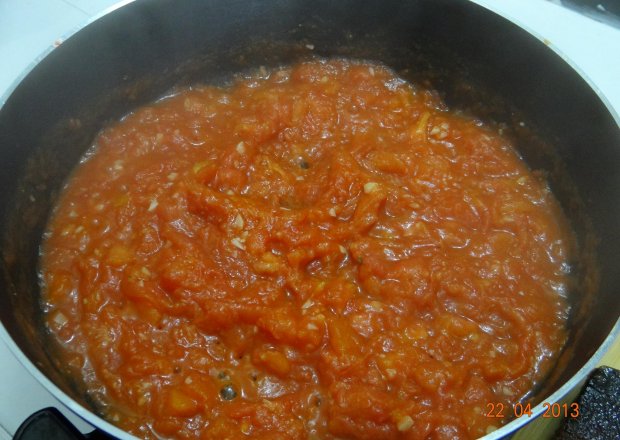 Fotografia przedstawiająca Chiński przecier pomidorowy .