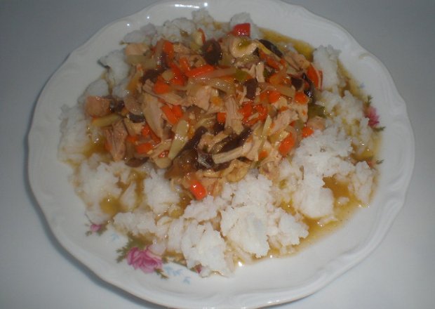 Fotografia przedstawiająca Chińskie danie domowe