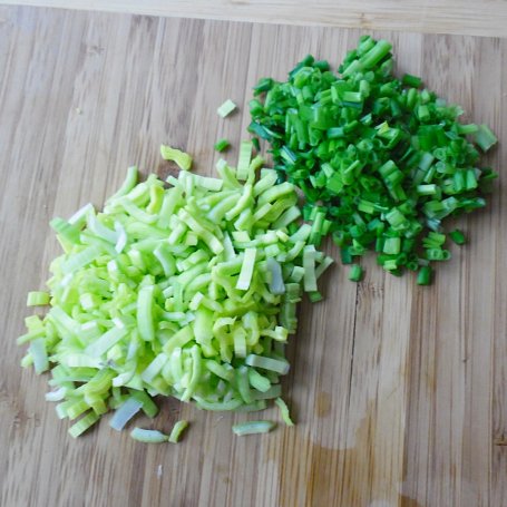 Krok 2 - Chińskie pierożki smażone foto