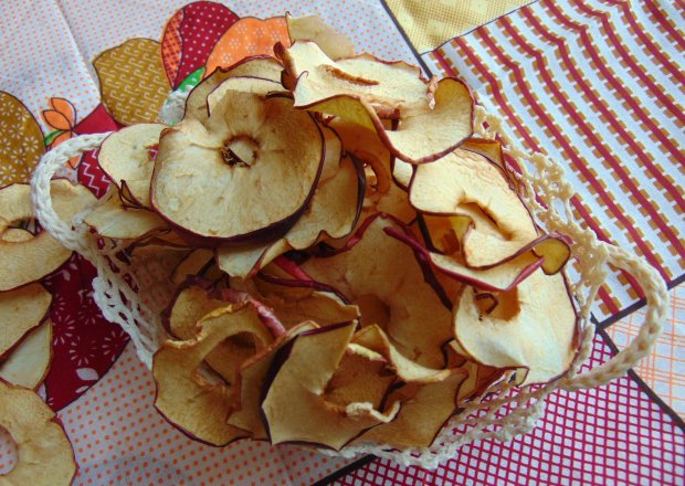 Fotografia przedstawiająca Chipsy jabłkowe.