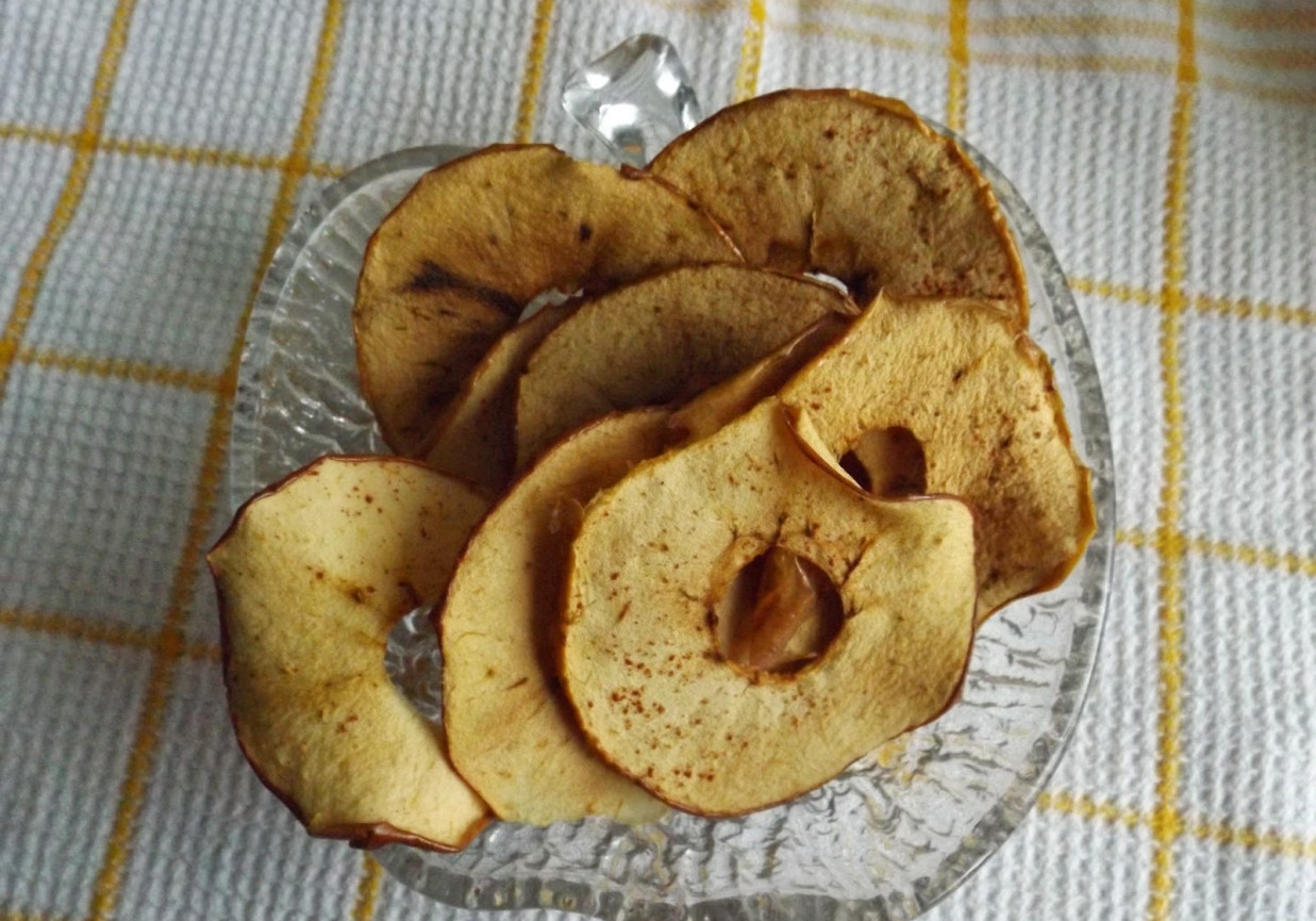 Chipsy z jabłek  foto