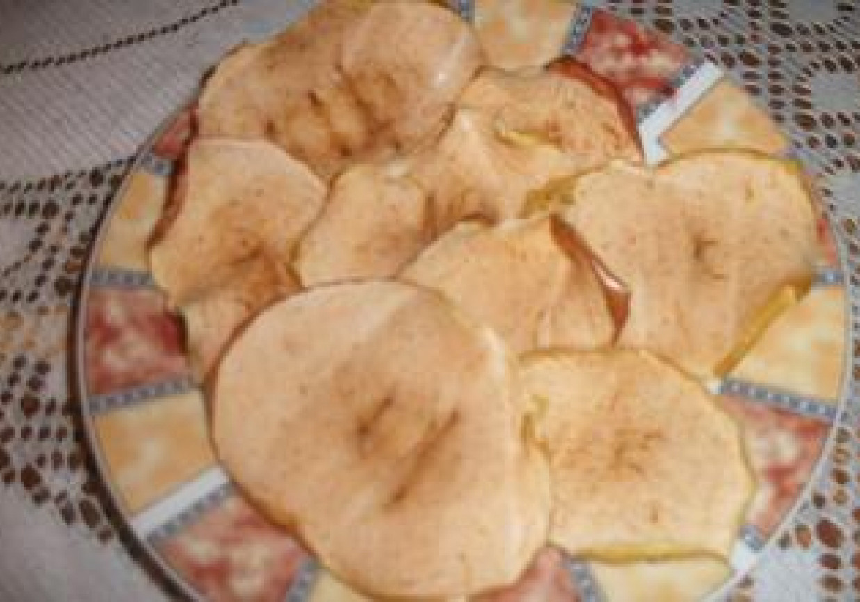 Chipsy z jabłek foto