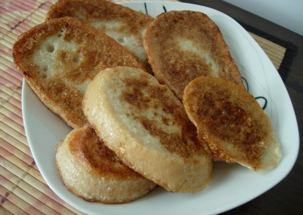 Fotografia przedstawiająca Chleb a\'la francuskie tosty