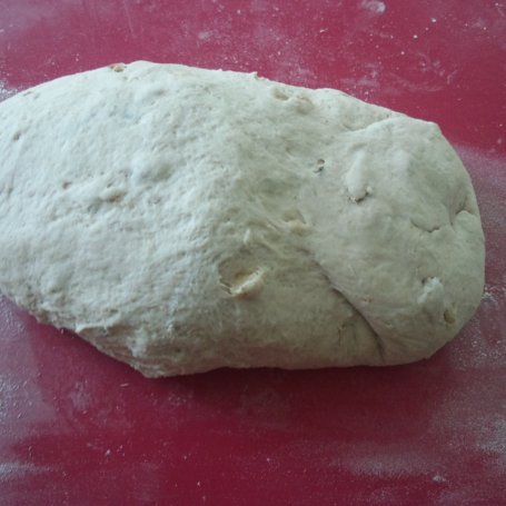 Krok 4 - Chleb drożdżowy z mąką amarantusową i orzechami foto