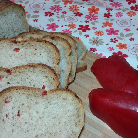 Krok 5 - Chleb drożdżowy z papryką i oregano foto
