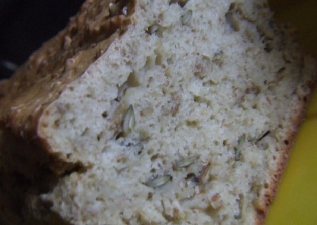 Fotografia przedstawiająca chleb graham z dynią
