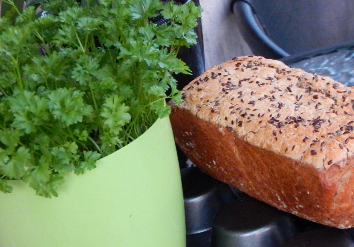 Chleb mieszany z ziarenkami - bezglutenowy foto