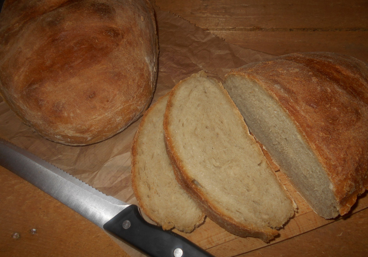 Chleb na nocnym zaczynie foto