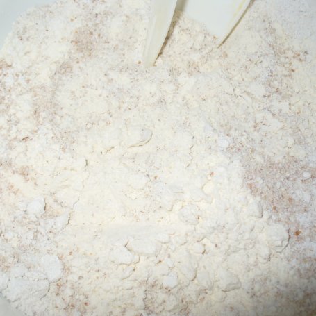 Krok 3 - Chleb  na zakwasie z dodatkiem nasion chia foto