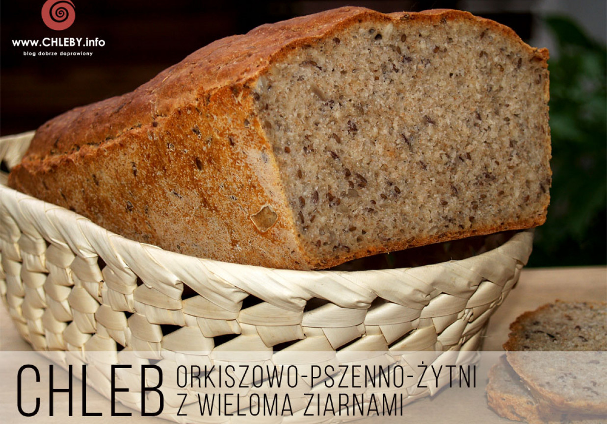 Chleb orkiszowo-pszenno-żytni z wieloma ziarnami foto