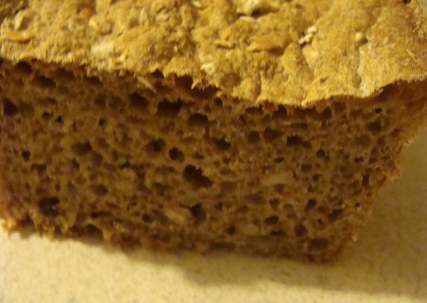 Fotografia przedstawiająca chleb orkiszowy